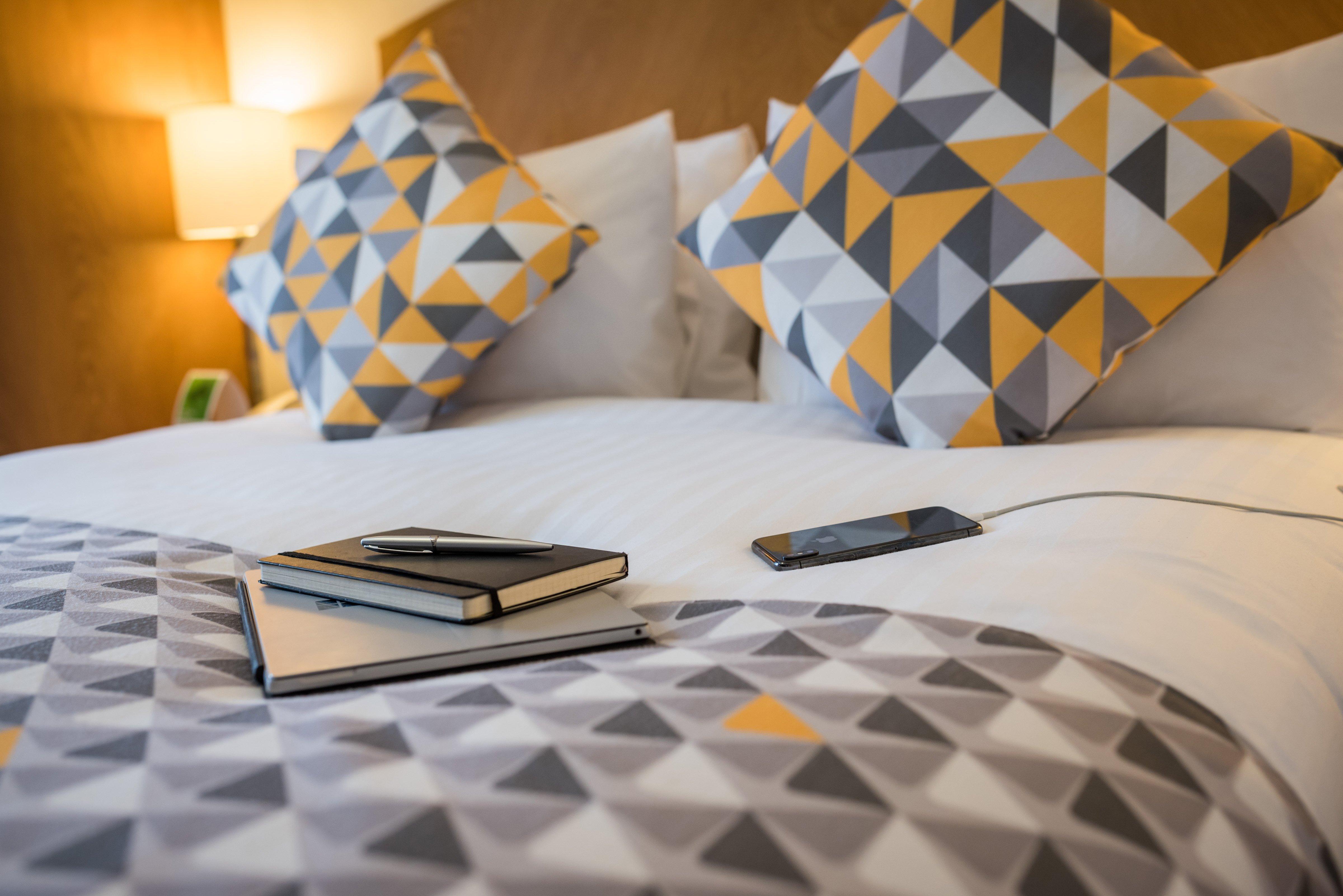 סלפורד Holiday Inn Manchester West By Ihg מראה חיצוני תמונה