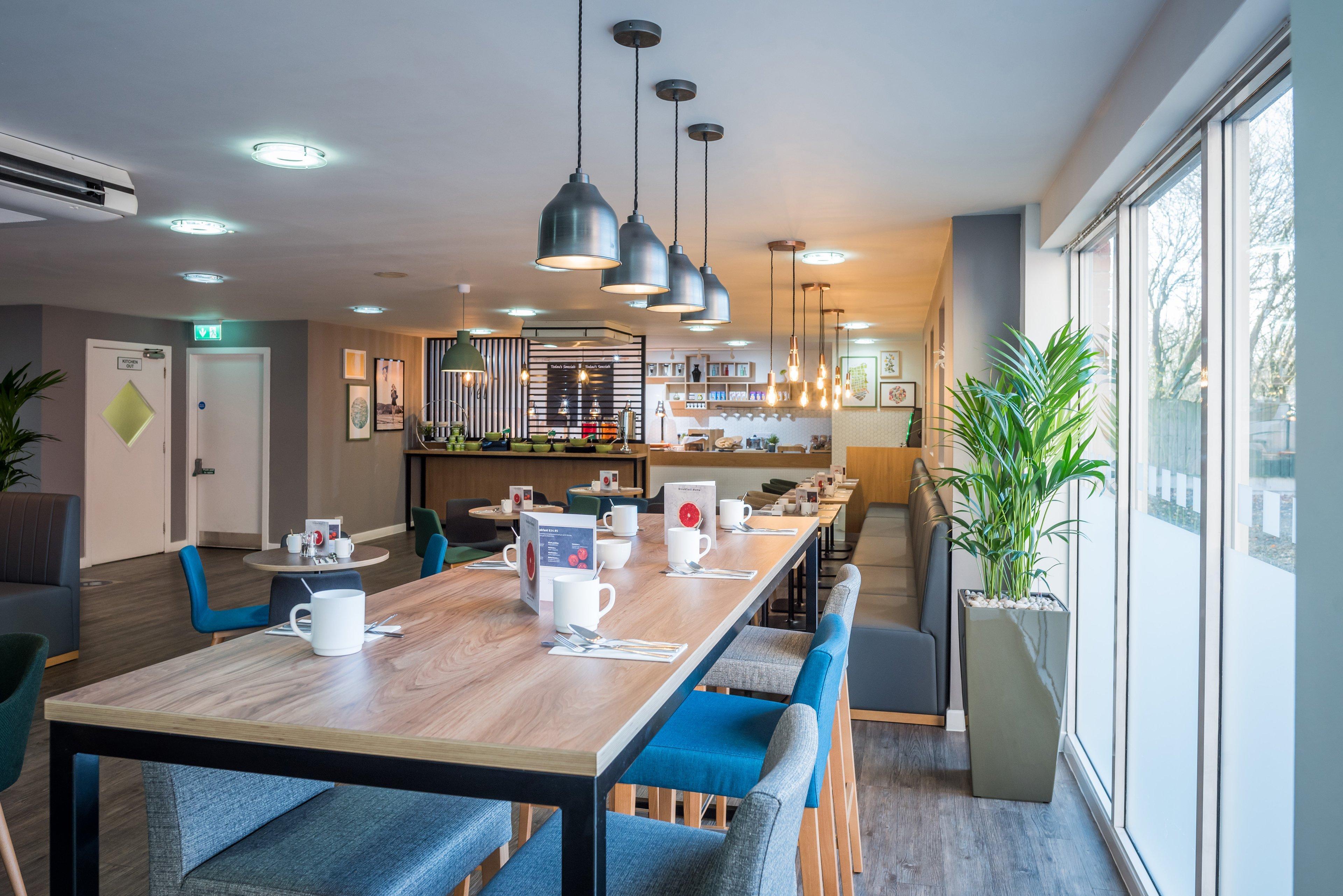 סלפורד Holiday Inn Manchester West By Ihg מראה חיצוני תמונה