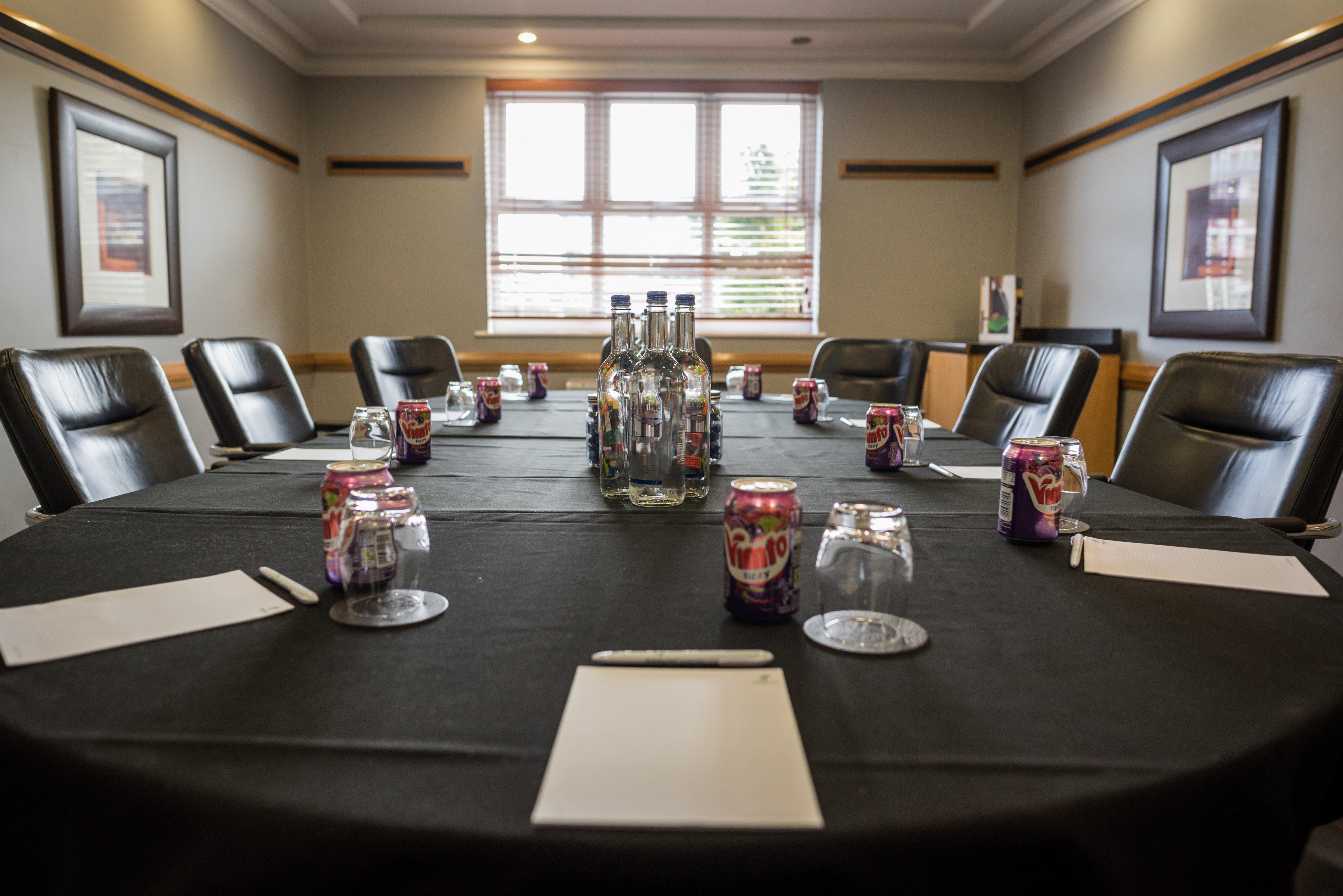 סלפורד Holiday Inn Manchester West By Ihg מראה חיצוני תמונה