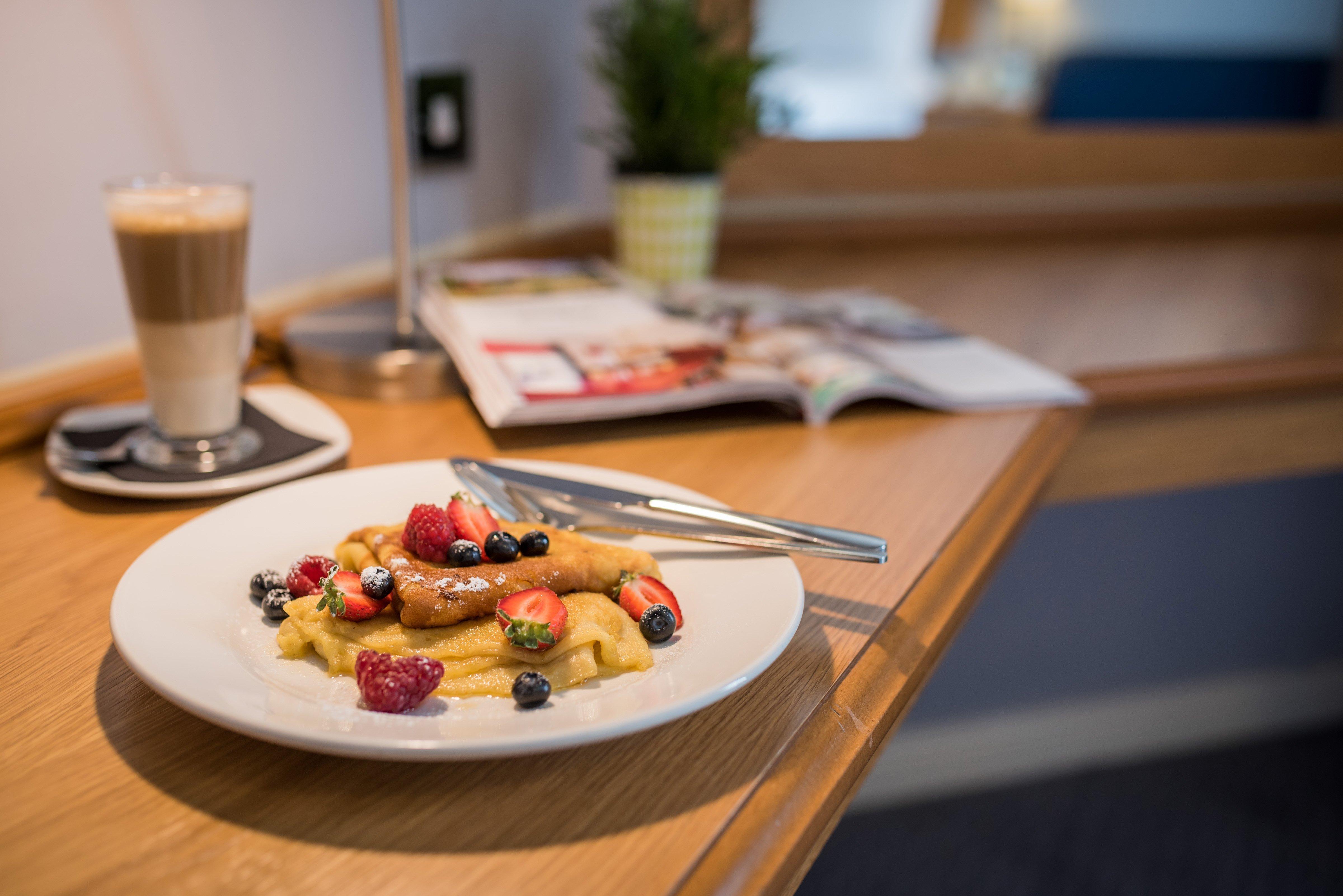 סלפורד Holiday Inn Manchester West By Ihg מראה חיצוני תמונה