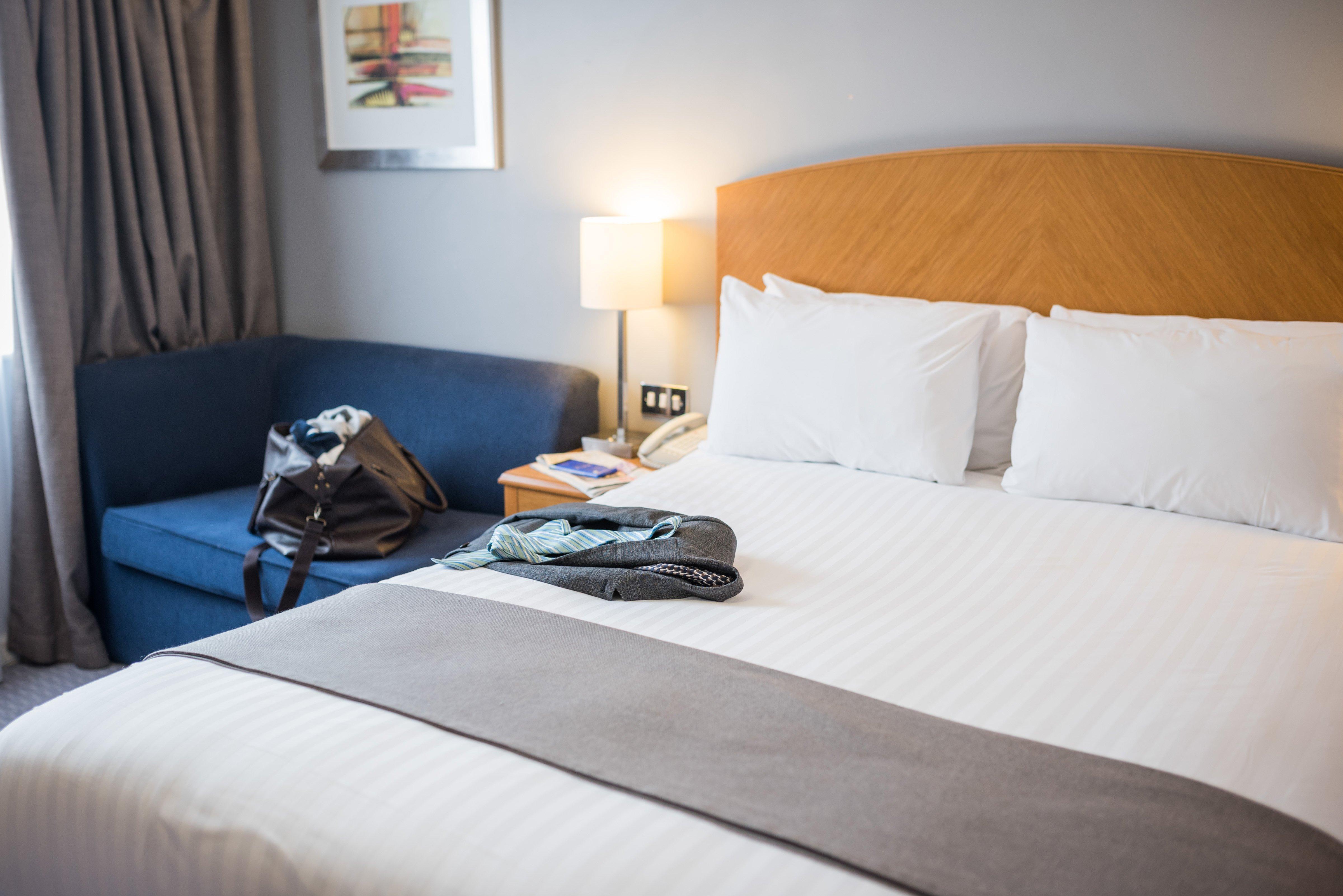 סלפורד Holiday Inn Manchester West By Ihg מראה חיצוני תמונה