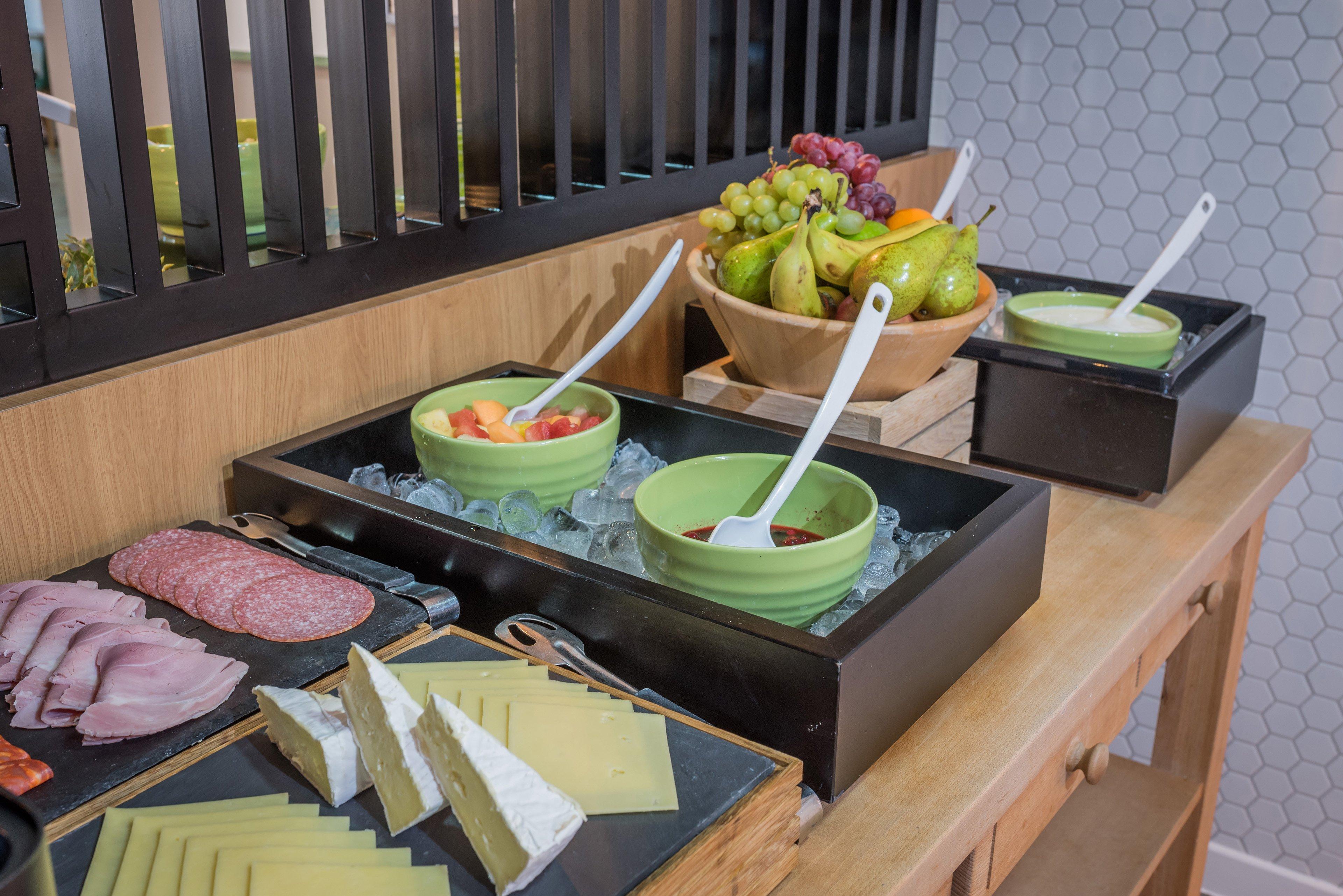 סלפורד Holiday Inn Manchester West By Ihg מראה חיצוני תמונה