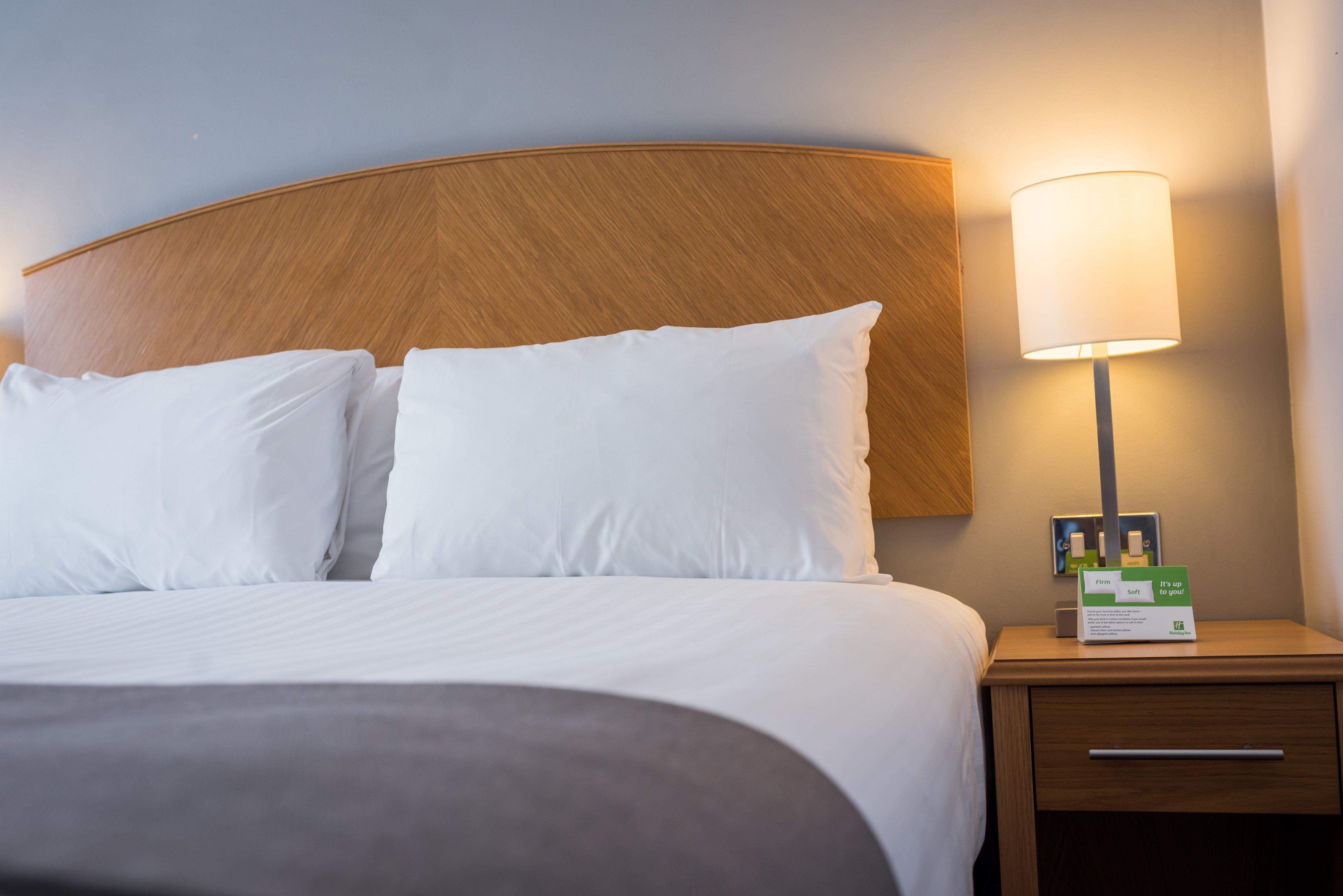 סלפורד Holiday Inn Manchester West By Ihg מראה חיצוני תמונה